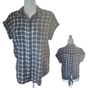 Lucky Brand Gray and White Plaid Button-Up Shirt Sz M
